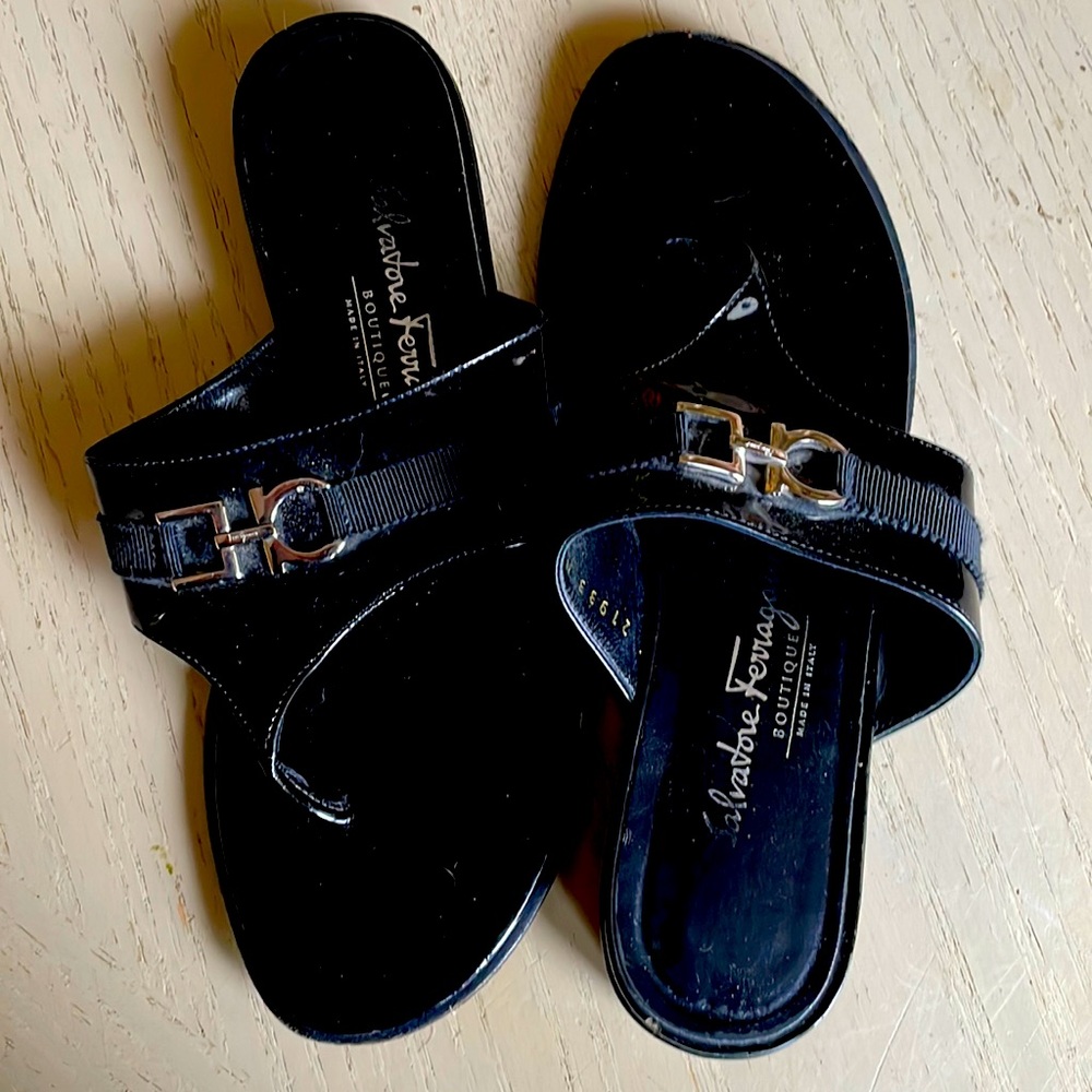 Authentic Black patent Salvatore Ferragamo sandals 💕